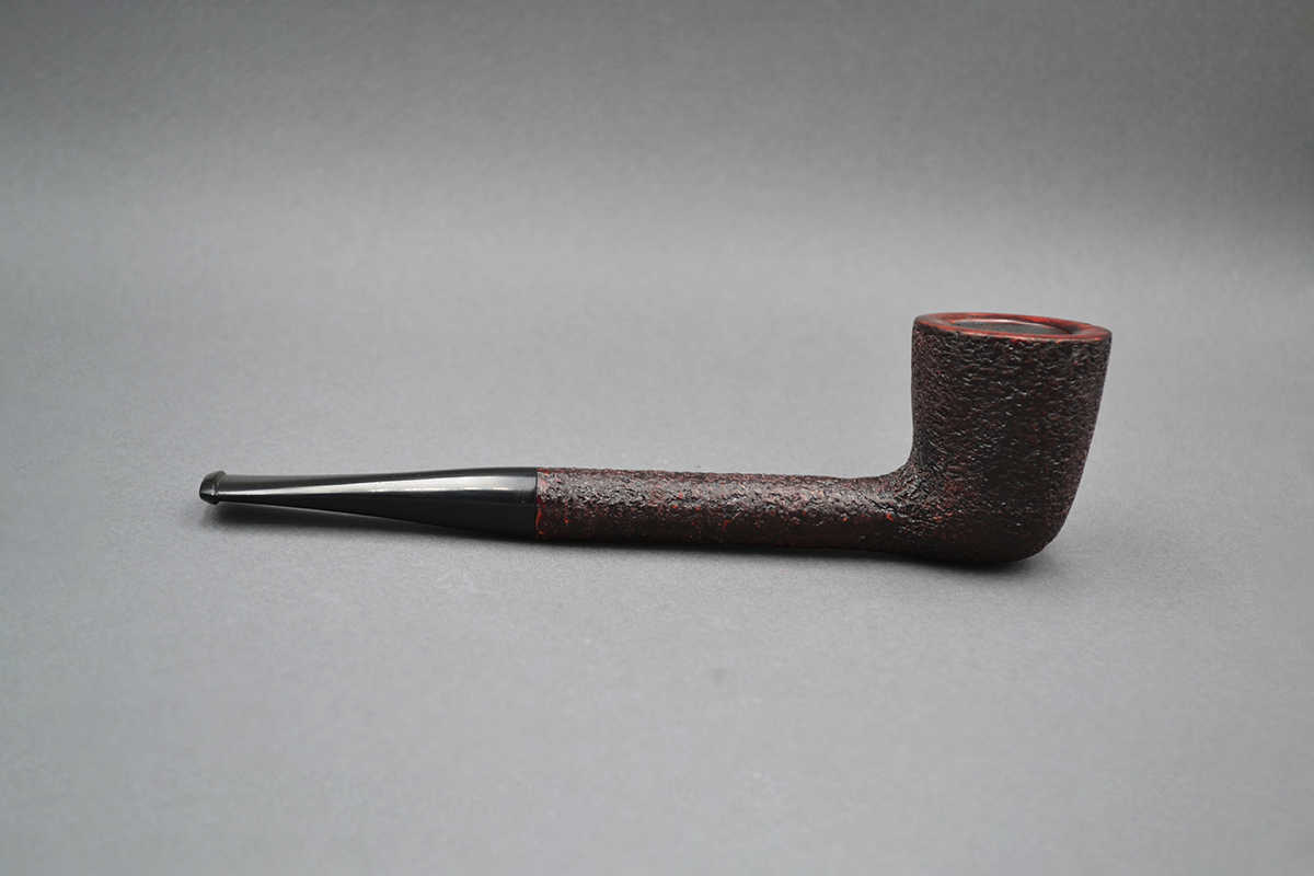 Long Burgundy Dublin 2159 – Zissis Tobacco Pipes