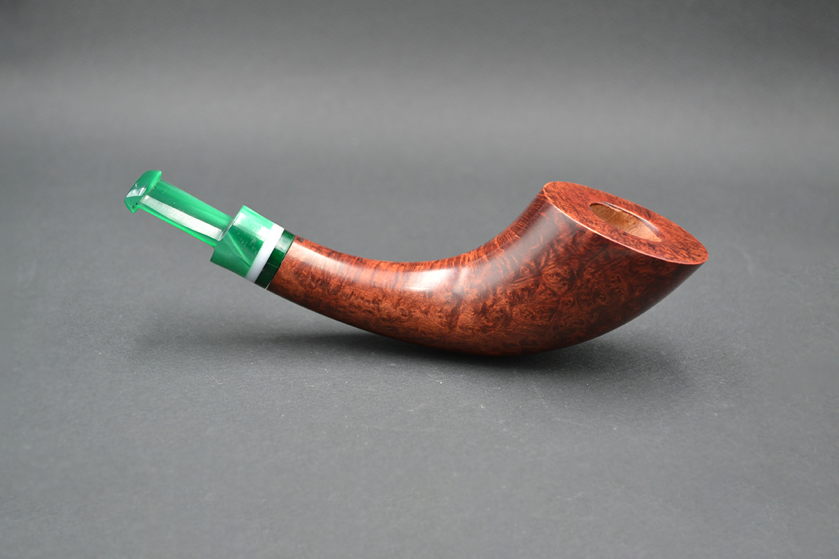 Green On Red Horn 2167 – Briar Tobacco Pipe