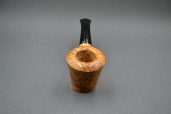 Sitter Poker 2112 – Olive Wood Tobacco Pipe