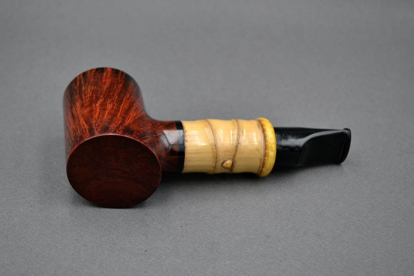 Hyperion 21125 – Handmade Briar Tobacco Pipe