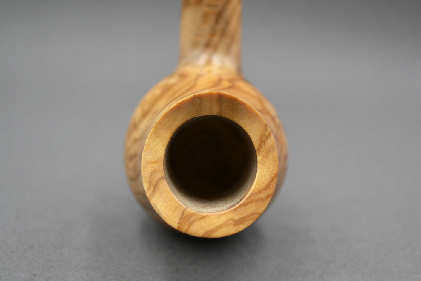 Tulip 2165 – Handmade Olivewood Tobacco Pipe