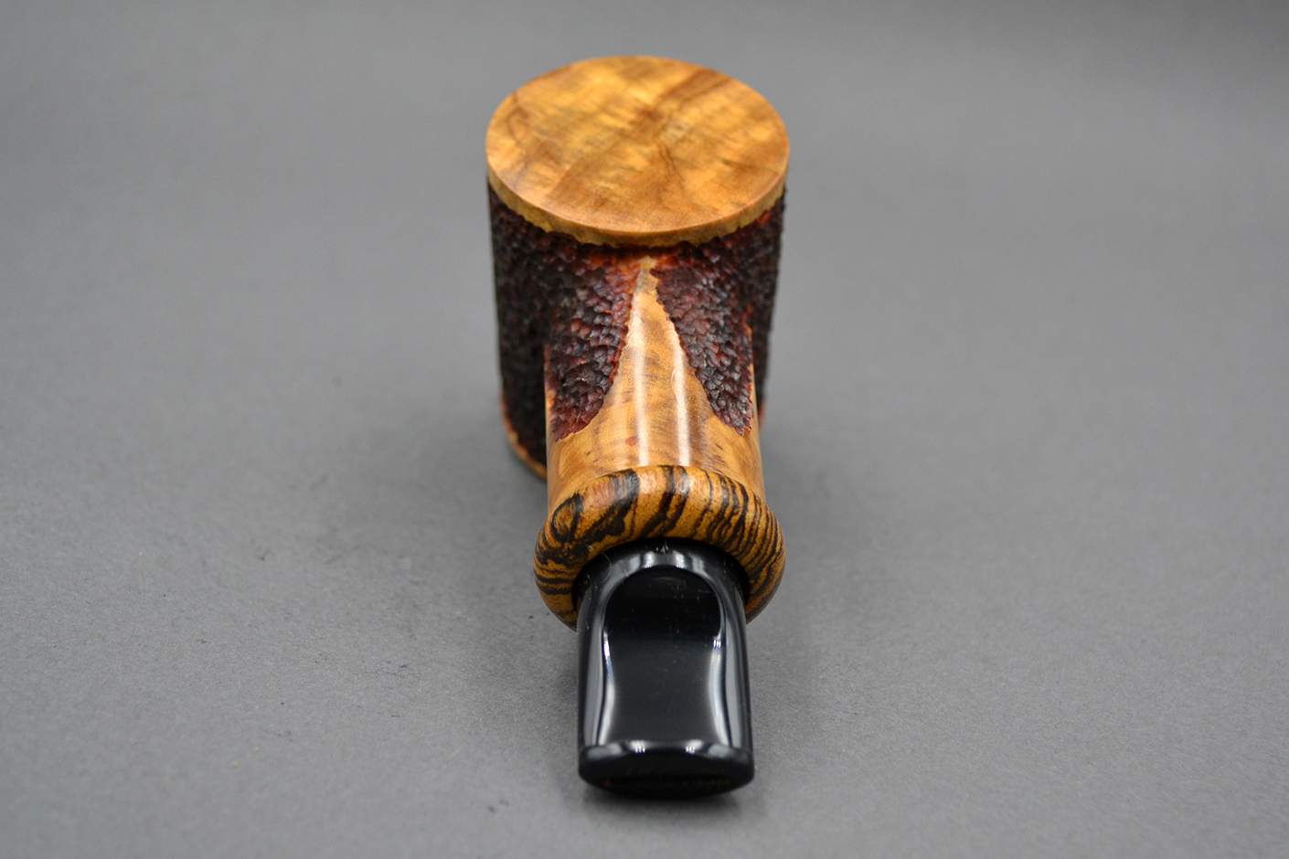 Queen 21132 – Handmade Olivewood Tobacco Pipe